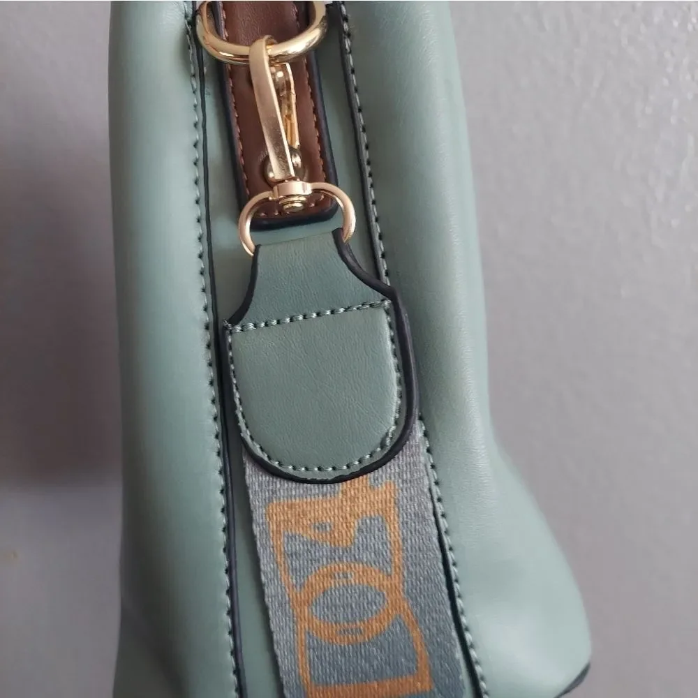 N/A green bag